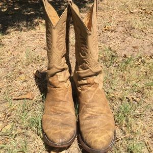 Vintage distressed Justin cowboy boots
